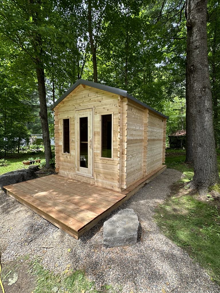 8x8+4' Traditional Cabin - 2" Staves