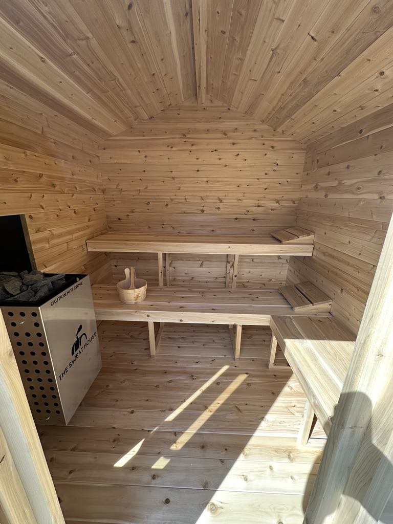 8x8+4' Traditional Cabin - 3" Staves