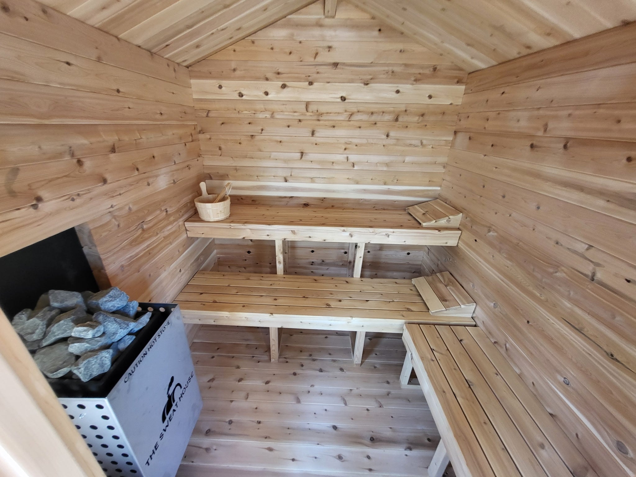 8x8+4' Traditional Cabin - 2" Staves