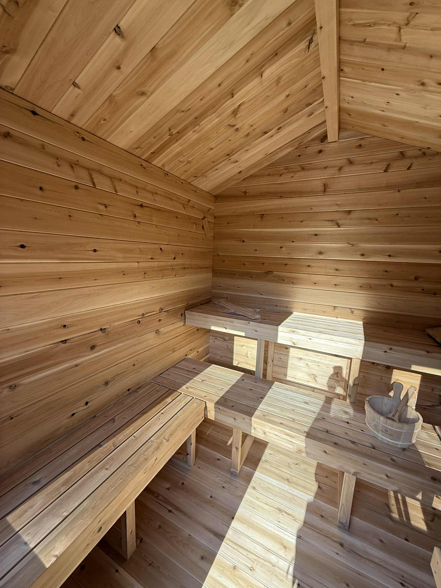 8x8' Traditional Cabin - 3" Staves