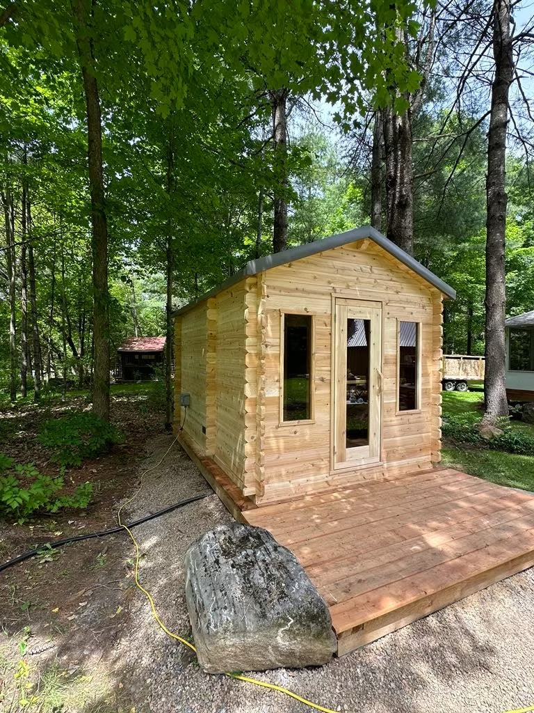 8x8+4' Traditional Cabin - 2" Staves