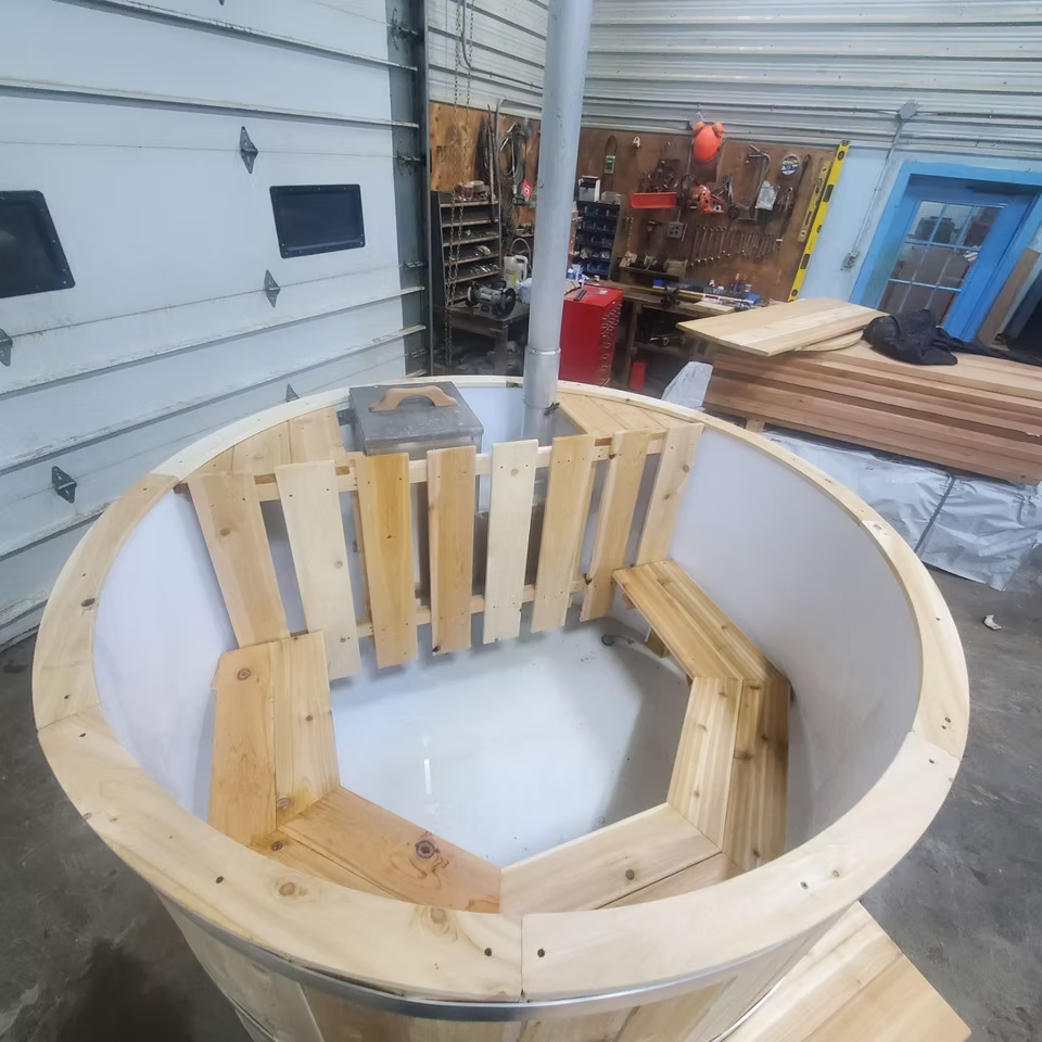 6x4' Hot Tub